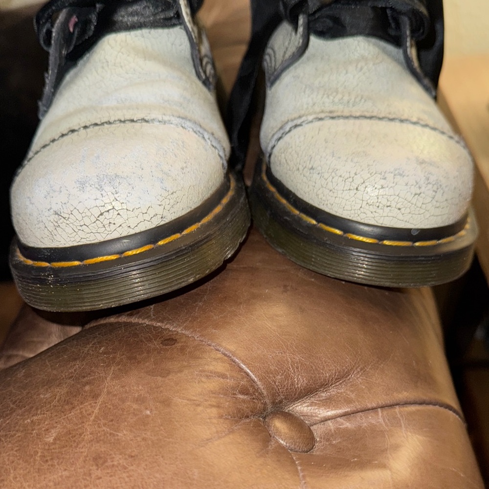 Dr.Marten White distress Fold Over Black Lace-Up Boots size 11 - Picture 9 of 9
